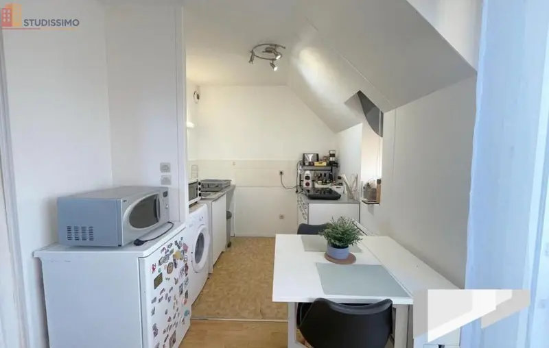 Studio 31m² Orléans centre - Dernier étage, lumineux - Photo 3