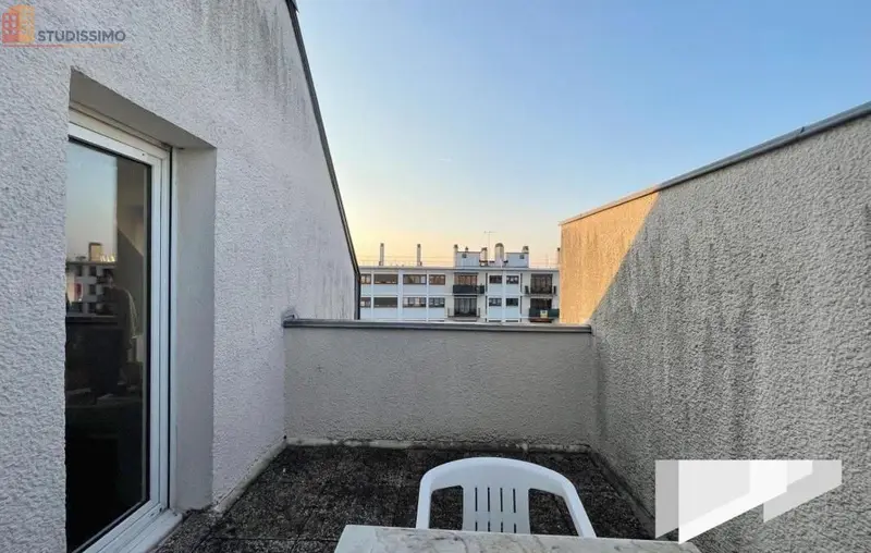 Studio 31m² Orléans centre - Dernier étage, lumineux - Photo 1
