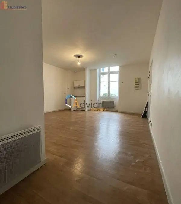 Studio 31m² Orléans centre - Lumineux, proche commodités - Photo 9