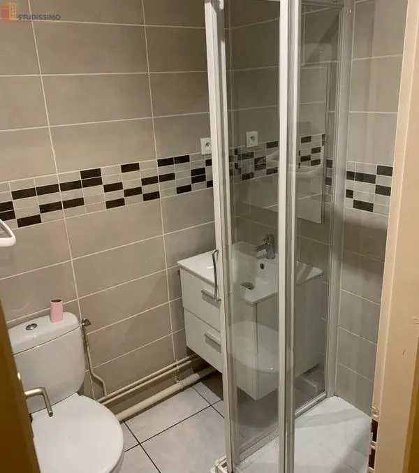 Studio meublé 20m² Villeurbanne - Proche métro, lumineux - Photo 1