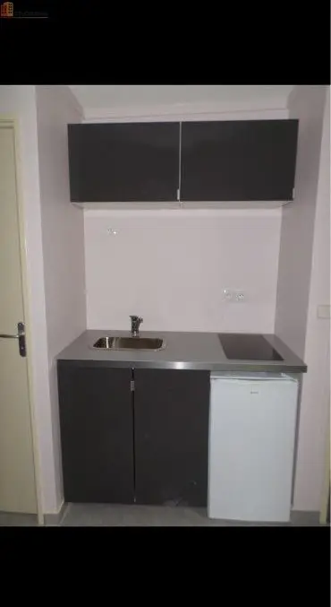 Studio meublé 20m² Lyon 7e - Proche métro et tramway - Photo 2
