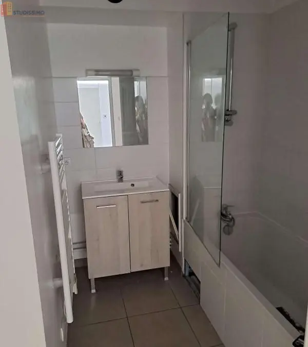Studio 35m² Lyon 8e - Photo 3