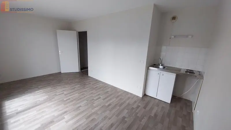 Studio 23m² Orléans centre - Étage 2, DPE C - Photo 4