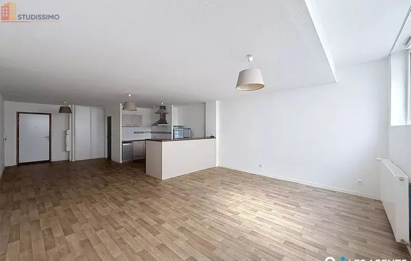 Studio 56m² Orléans 45000 - Photo 2