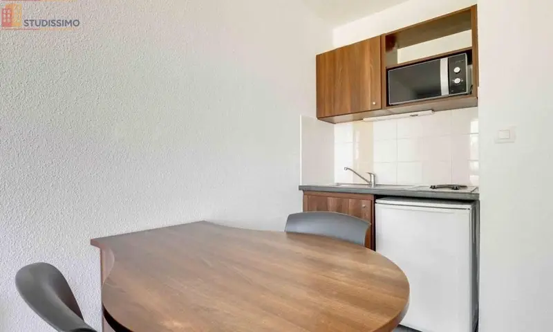 Studio meublé 18m² Bron - Meublé, lumineux - Photo 1