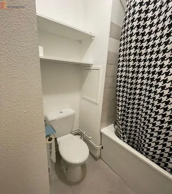 Studio meublé 18m² Lyon 8e - Étage élevé, lumineux - Photo 10