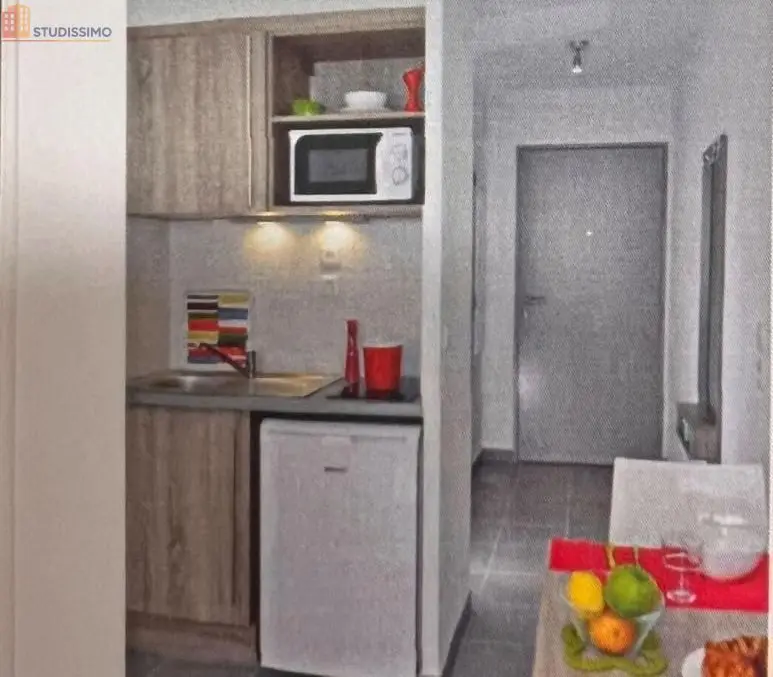 Studio 18m² Orléans centre - Dernier étage, lumineux - Photo 3