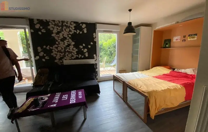 Studio 33m² Bron 69500 - Résidence standing, meublé - Photo 1