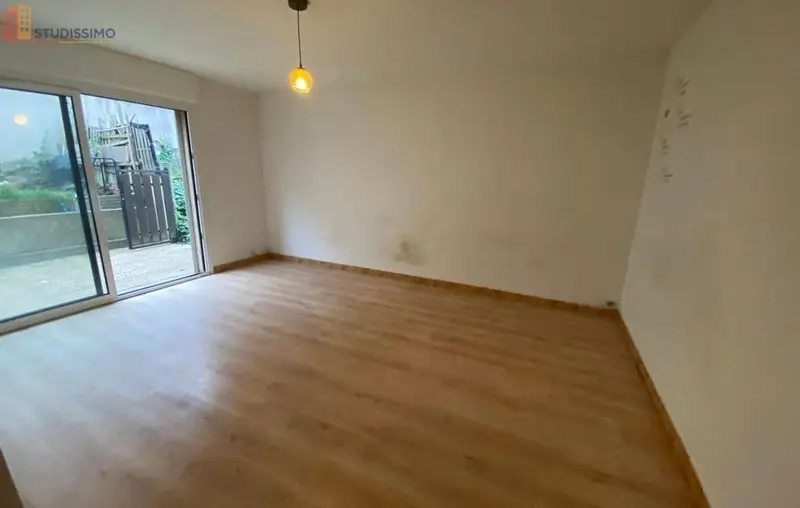 Studio 43m² Feyzin - spacieux, lumineux - Photo 3