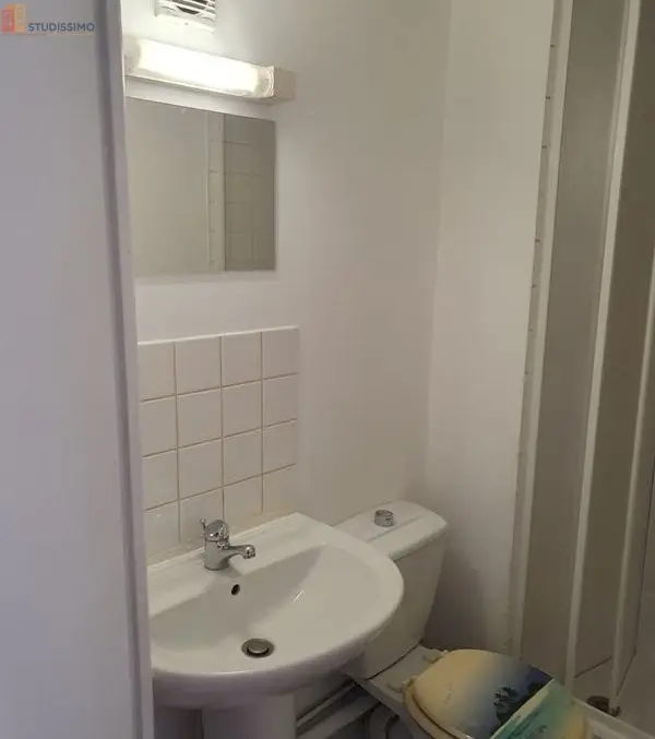 Studio meublé 13m² Rouen centre - Calme, lumineux - Photo 2