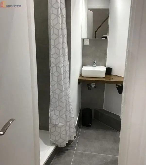 Studio meublé 27m² Lyon 5e - Proche Place Saint-Paul - Photo 2