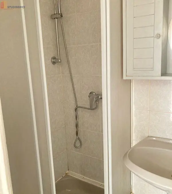 Studio 40m² Lyon 5e - Proche bus, pied d'immeuble - Photo 2