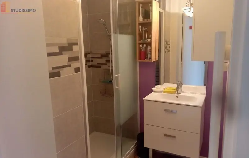 Studio 11m² Lyon 8e - Lumineux, calme - Photo 2
