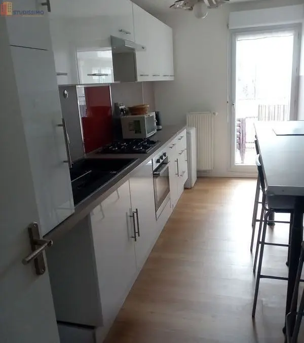 Studio 11m² Lyon 8e - Lumineux, calme - Photo 1