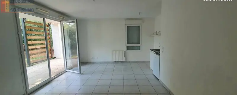 Studio 35m² Lentilly - Garage, jardin communal - Photo 2