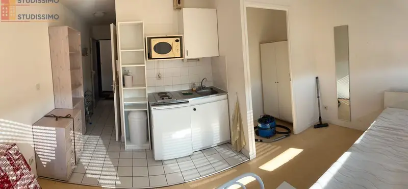 Studio 21m² Lyon 7e - Meublé, lumineux - Photo 2