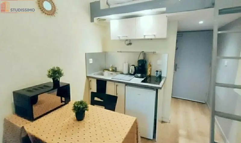 Studio 21m² Lyon 7e - Proche métro, meublé - Photo 2