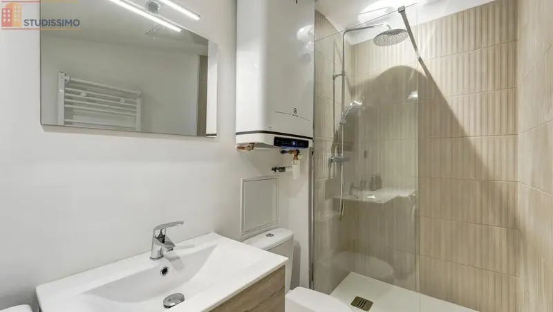Studio meublé 19m² Oullins-Pierre-Bénite - Rénové, meublé - Photo 2