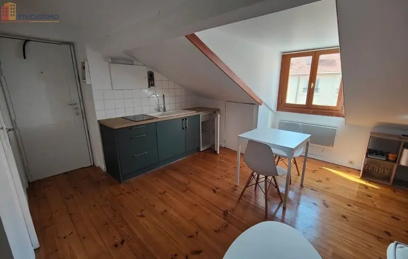 Studio 16m² Lyon 7e - Meublé, dernier étage - Photo 1