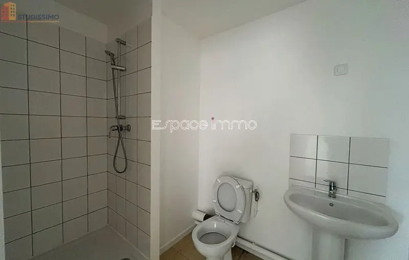 Studio 25m² Le Grand-Quevilly - Étage 2/3, DPE B - Photo 2