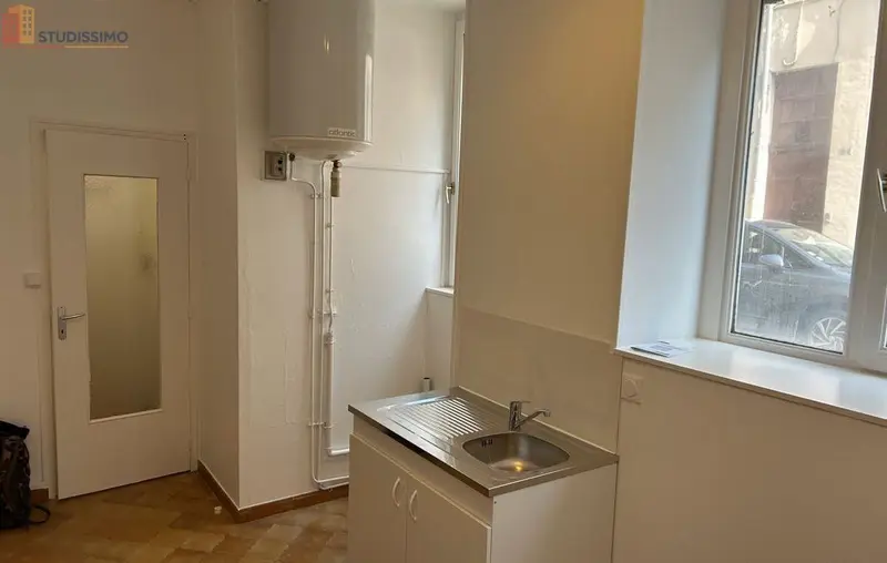 Studio 29m² Caluire-et-Cuire - En bon état - Photo 1