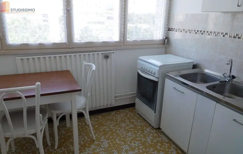 Studio meublé 27m² Sainte-Foy-lès-Lyon - Calme, parc - Photo 1