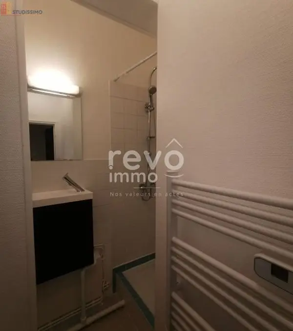 Studio 12m² Angers 49000 - Photo 1