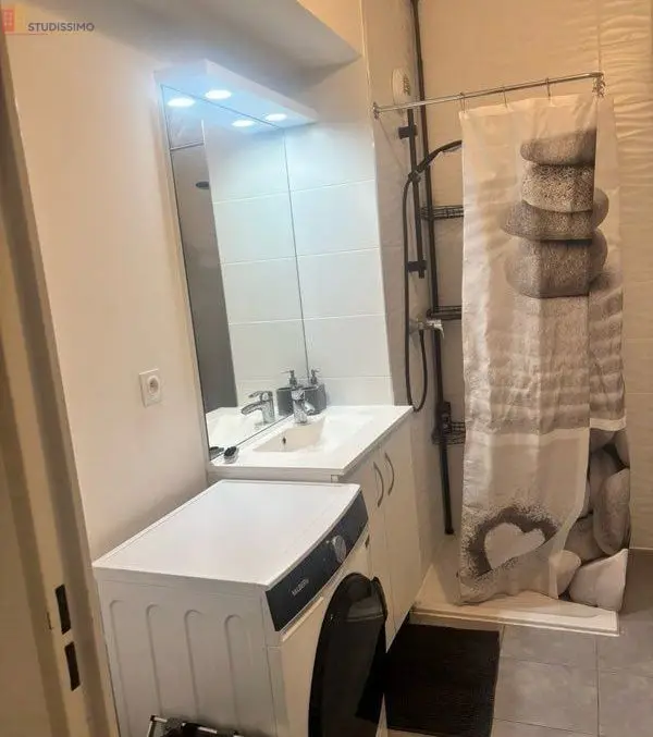 Studio 40m² Meyzieu - Meublé, lumineux - Photo 1