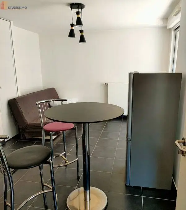 Studio meublé 24m² Lyon 3e - Meublé, garage - Photo 1