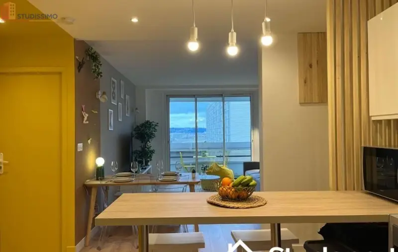 Studio meublé 10m² Bron - Lumineux, 8e étage - Photo 3