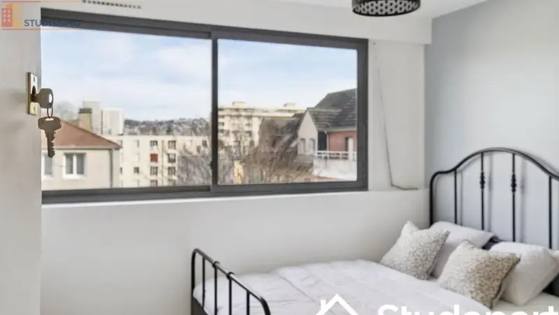 Studio meublé 26m² Rouen 76100 - Lumineux, 5e étage - Photo 2