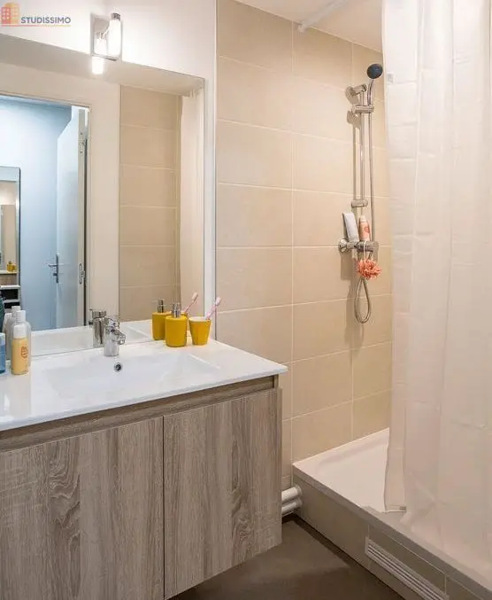 Studio meublé 18m² Angers 49100 - Lumineux, 4e étage - Photo 1