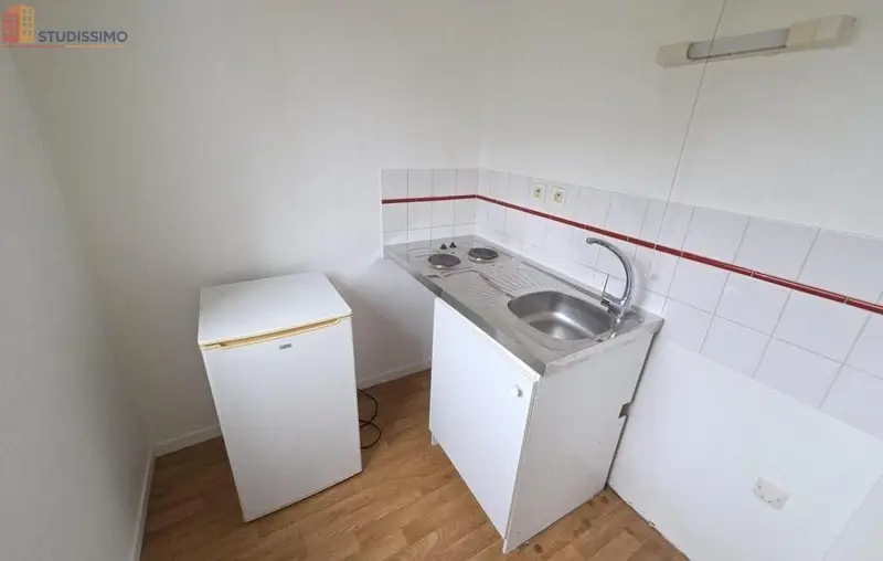 Studio 32m² Angers 49100 - Étage 2, DPE C - Photo 6