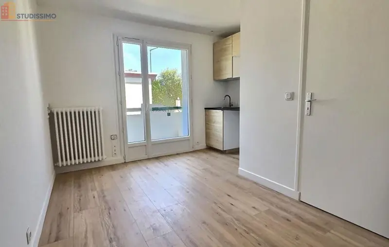 Studio 13m² Angers 49000 - Photo 3