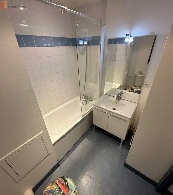 Studio meublé 25m² Lyon 7e - Parfait état, proche transports - Photo 1