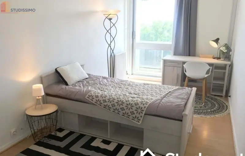 Studio meublé 11m² Lyon 8e - Calme, lumineux - Photo 2