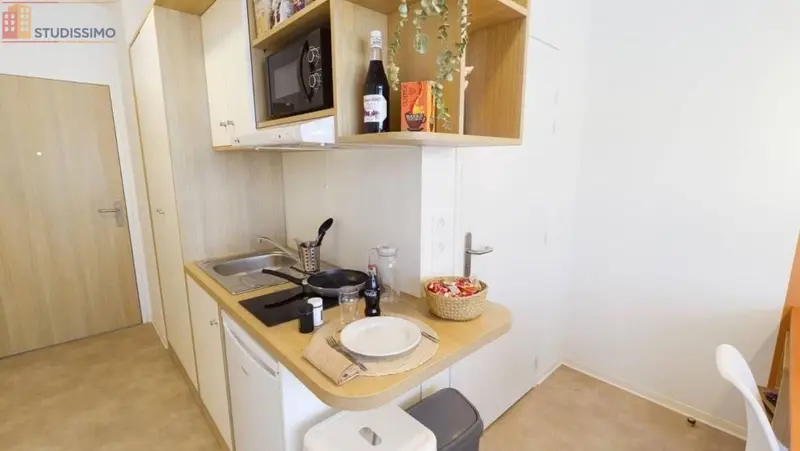 Studio meublé 18m² Bron - Meublé, lumineux - Photo 4