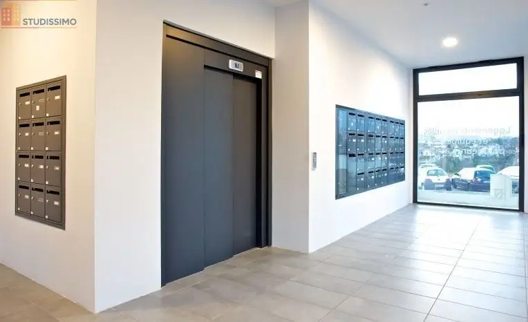 Studio meublé 20m² Lyon 9e - Dernier étage, lumineux - Photo 1