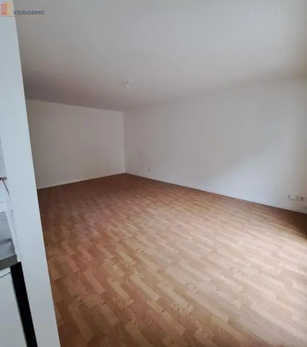 Studio 32m² Angers 49100 - Photo 3