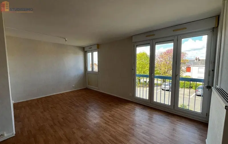 Studio 33m² Seiches-sur-le-Loir - Lumineux, 1er étage - Photo 8