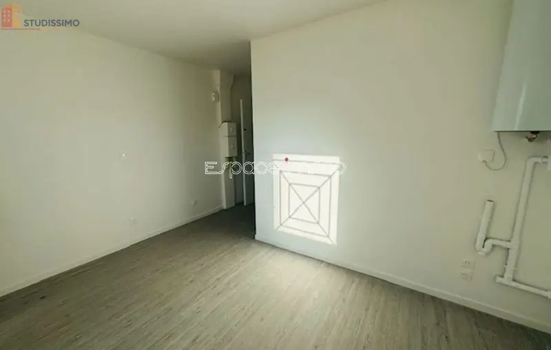 Studio 17m² Le Grand-Quevilly - DPE D, lumineux - Photo 5