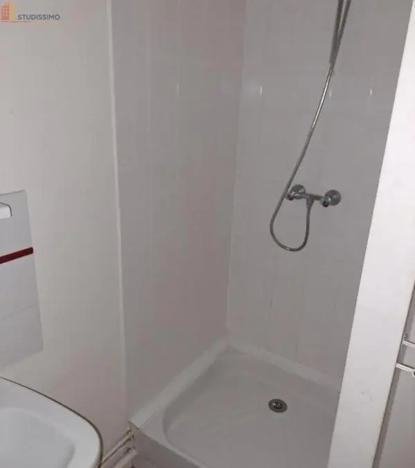 Studio 32m² Angers 49100 - Photo 2