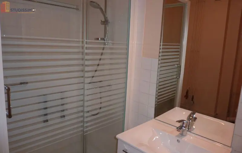 Studio 35m² Angers 49000 - Résidence seniors, calme - Photo 1