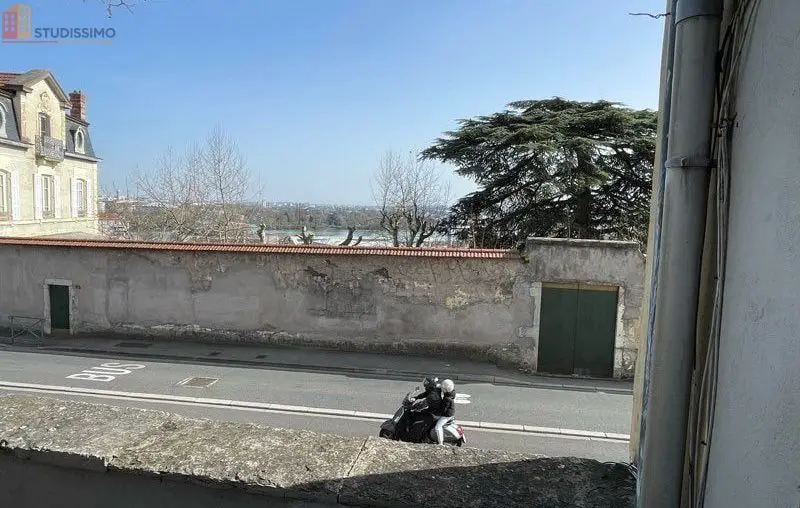 Studio meublé 26m² La Mulatière - Rez-de-jardin, calme - Photo 1