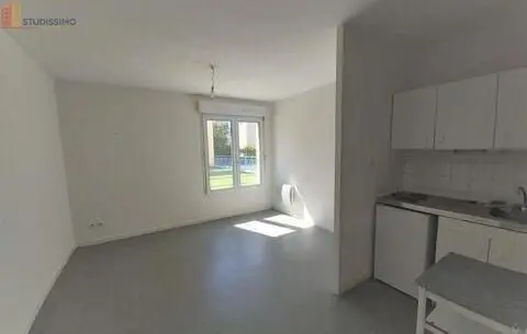 Studio 21m² Angers 49000 - Parking, secteur Létanduère - Photo 2