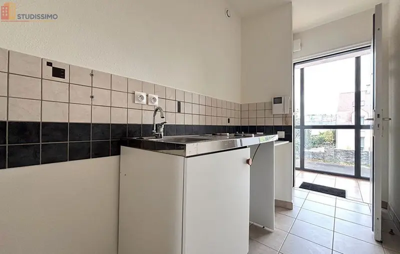 Studio 28m² Angers 49100 - Photo 6