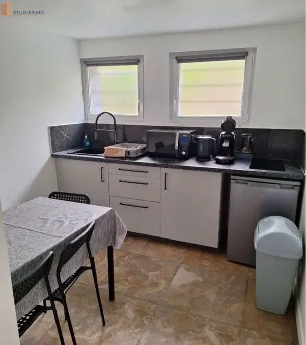 Studio 25m² Cholet centre - Entièrement rénové - Photo 2
