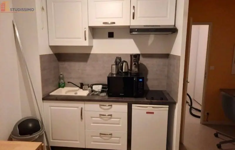Studio 27m² Cholet centre-ville - Parking, local vélo - Photo 2