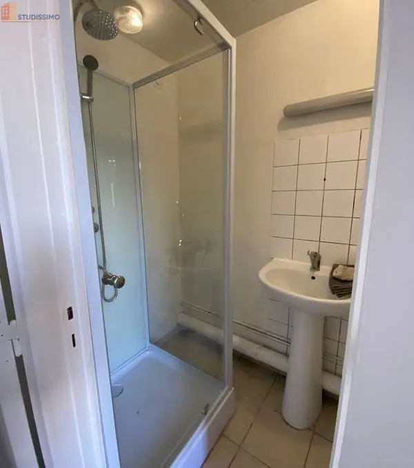 Studio meublé 15m² Lillebonne - Plein centre, lumineux - Photo 4