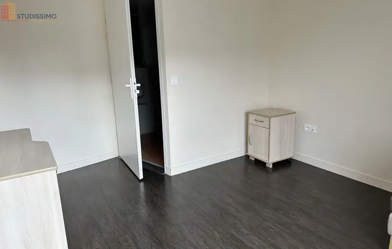 Studio 34m² Avranches - Étage 2/2 - Photo 12